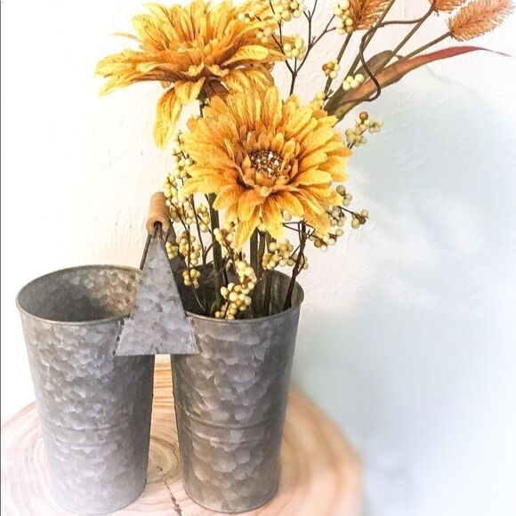 Sparkly Sunflower Floral Arrangement  - Picture 1 of 1